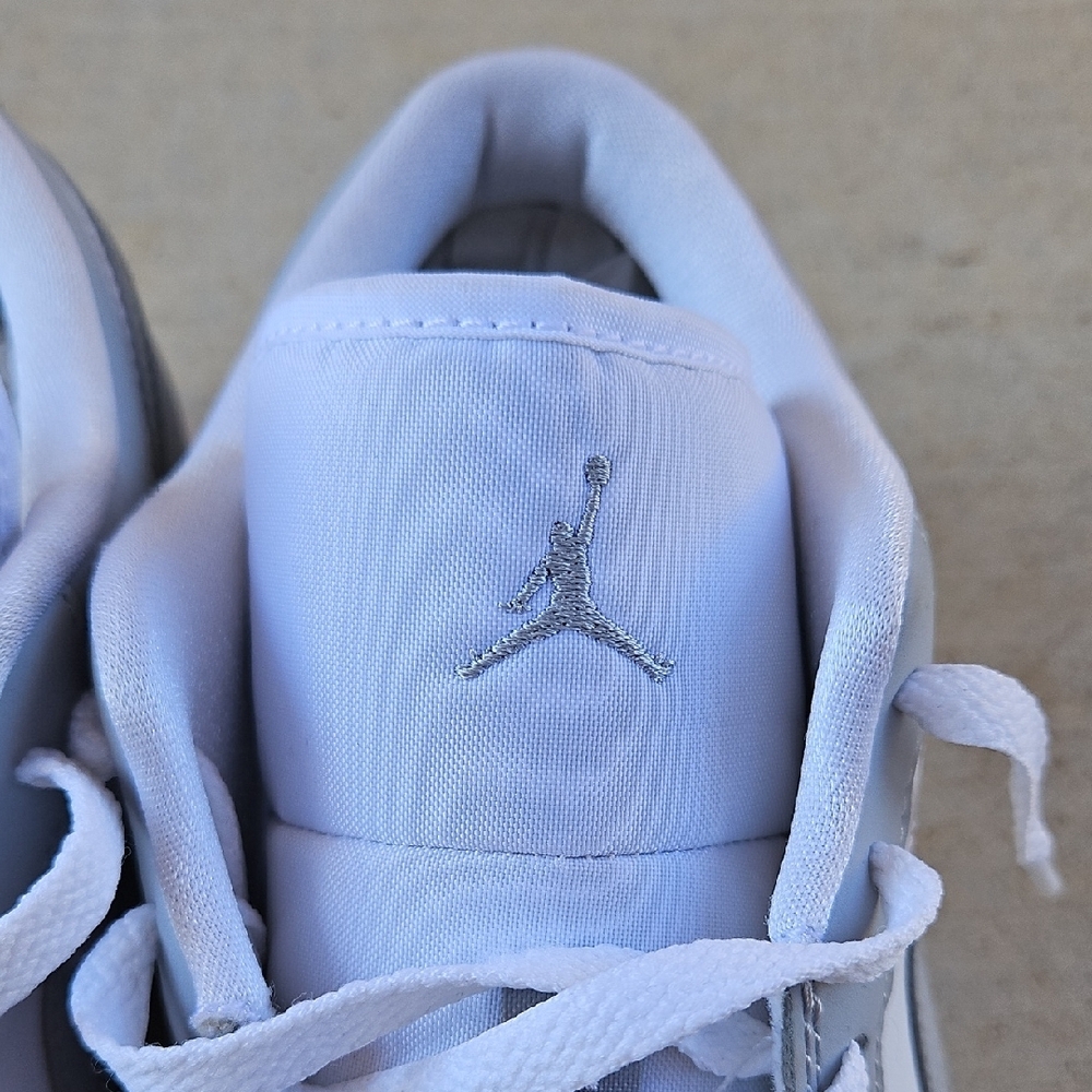 Air Jordan 1 Low Sneakers - Picture 12 of 15